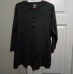 3/4 sleeve shirt